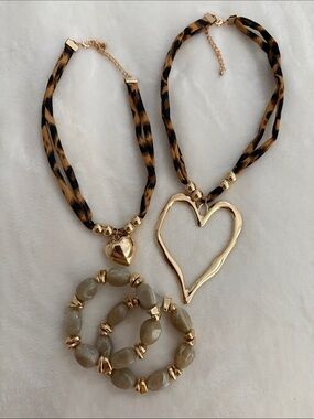 Macy's, Ladies 4 Piece Bundle 2 Gold Heart Necklace Leopard, 2 Bracelets NEW